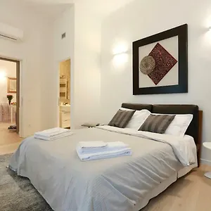  Appartamento Opera 19 Luxury