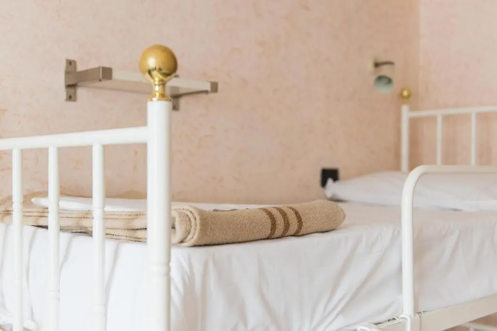 Hostel Archi Rossi Florence Italy